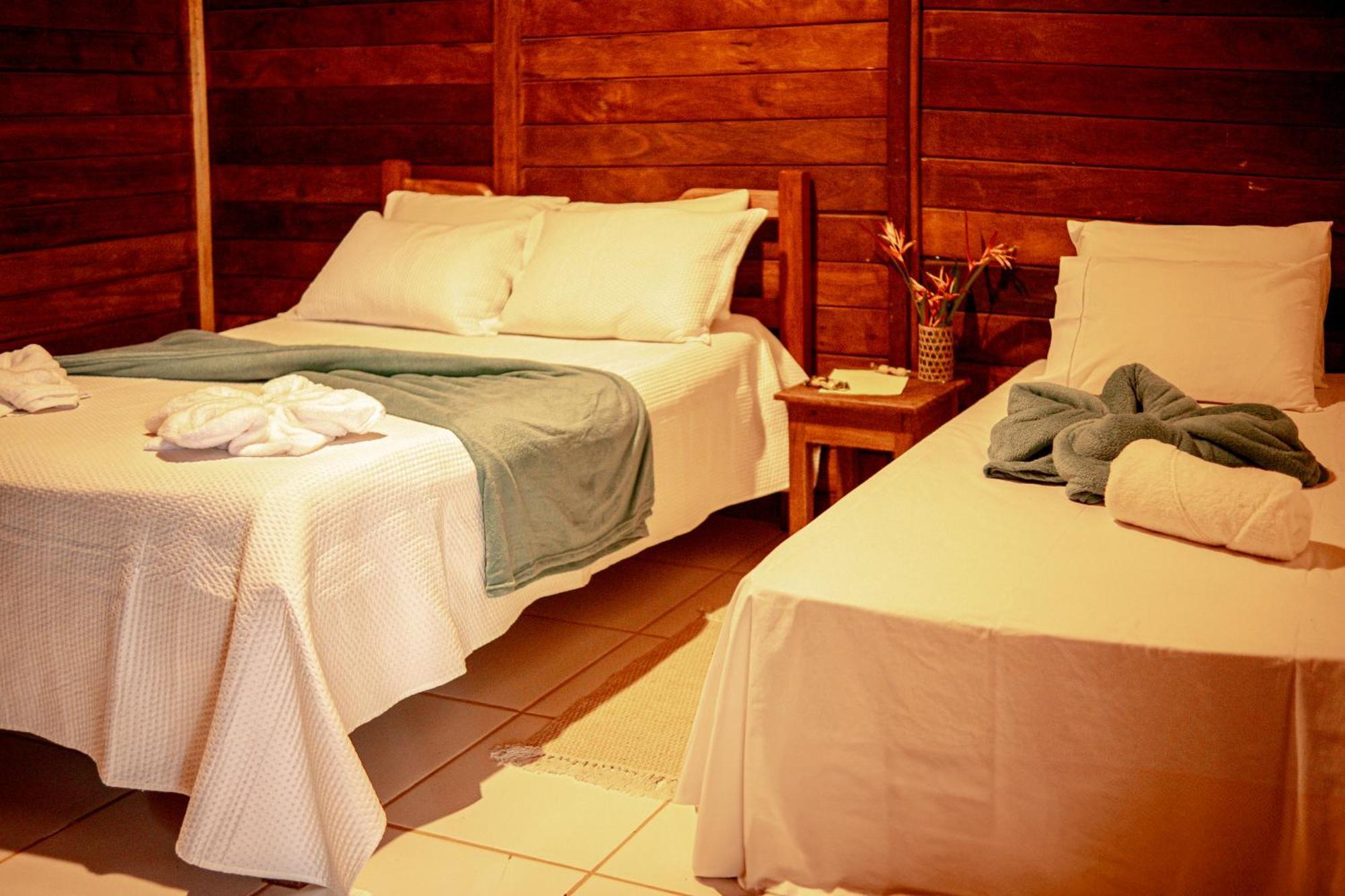 Refugio Mari Mari Lodge Президенти-Фигейреду Экстерьер фото