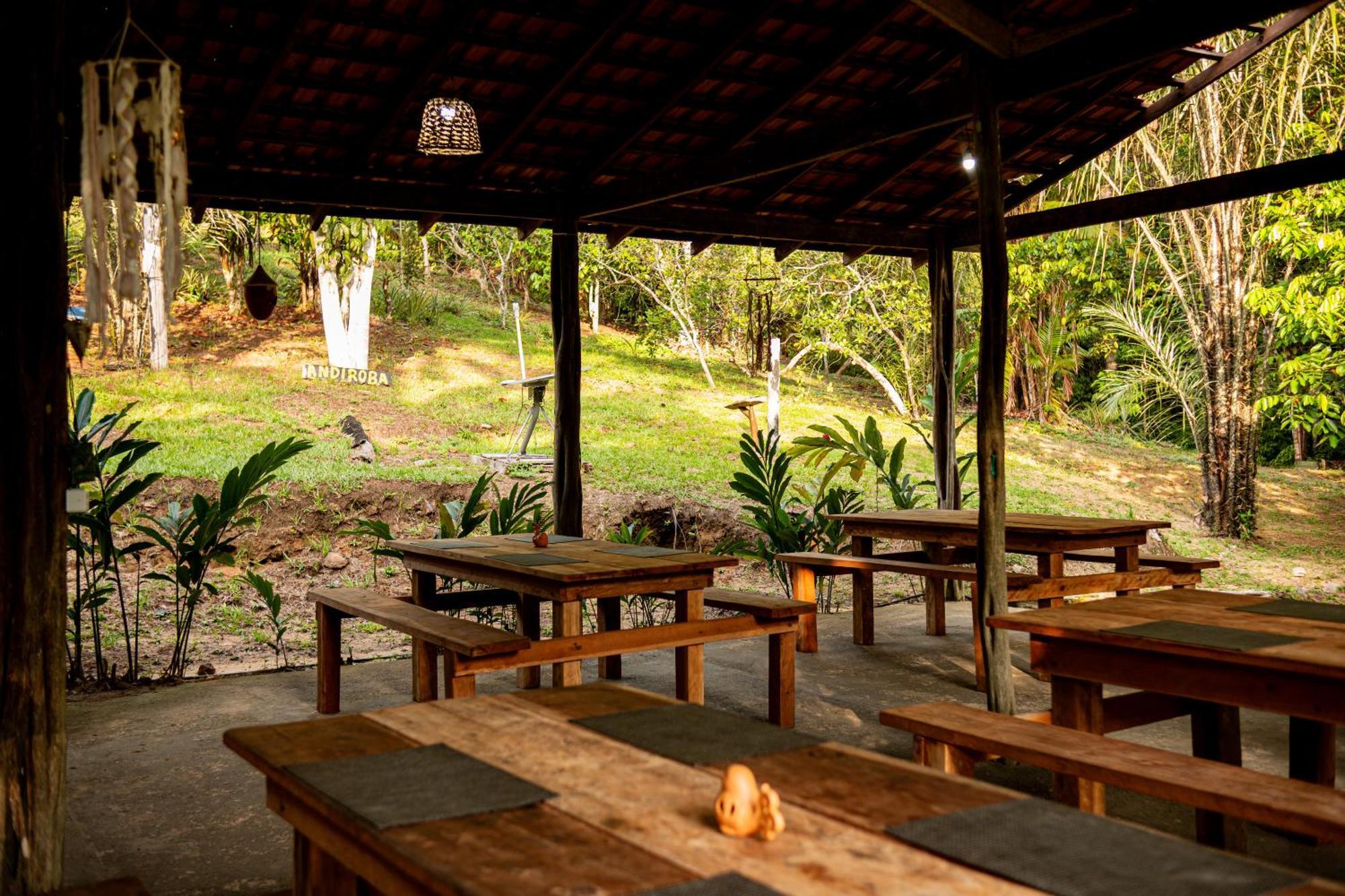 Refugio Mari Mari Lodge Президенти-Фигейреду Экстерьер фото